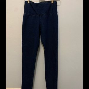 Jones & Co dark blue jeggings size S 2-4.